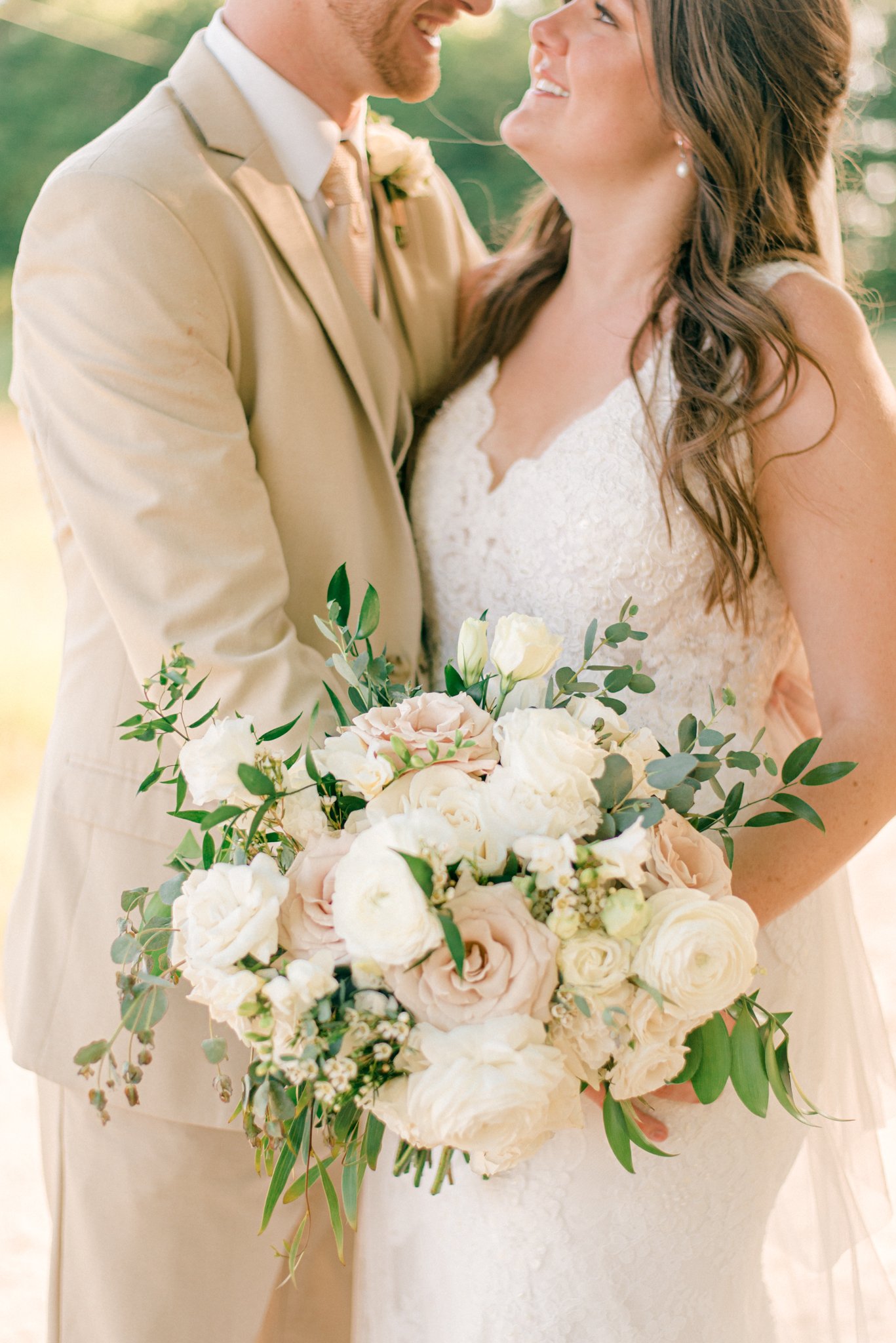 Bride Bouquet with Cream and Blush Pink Roses